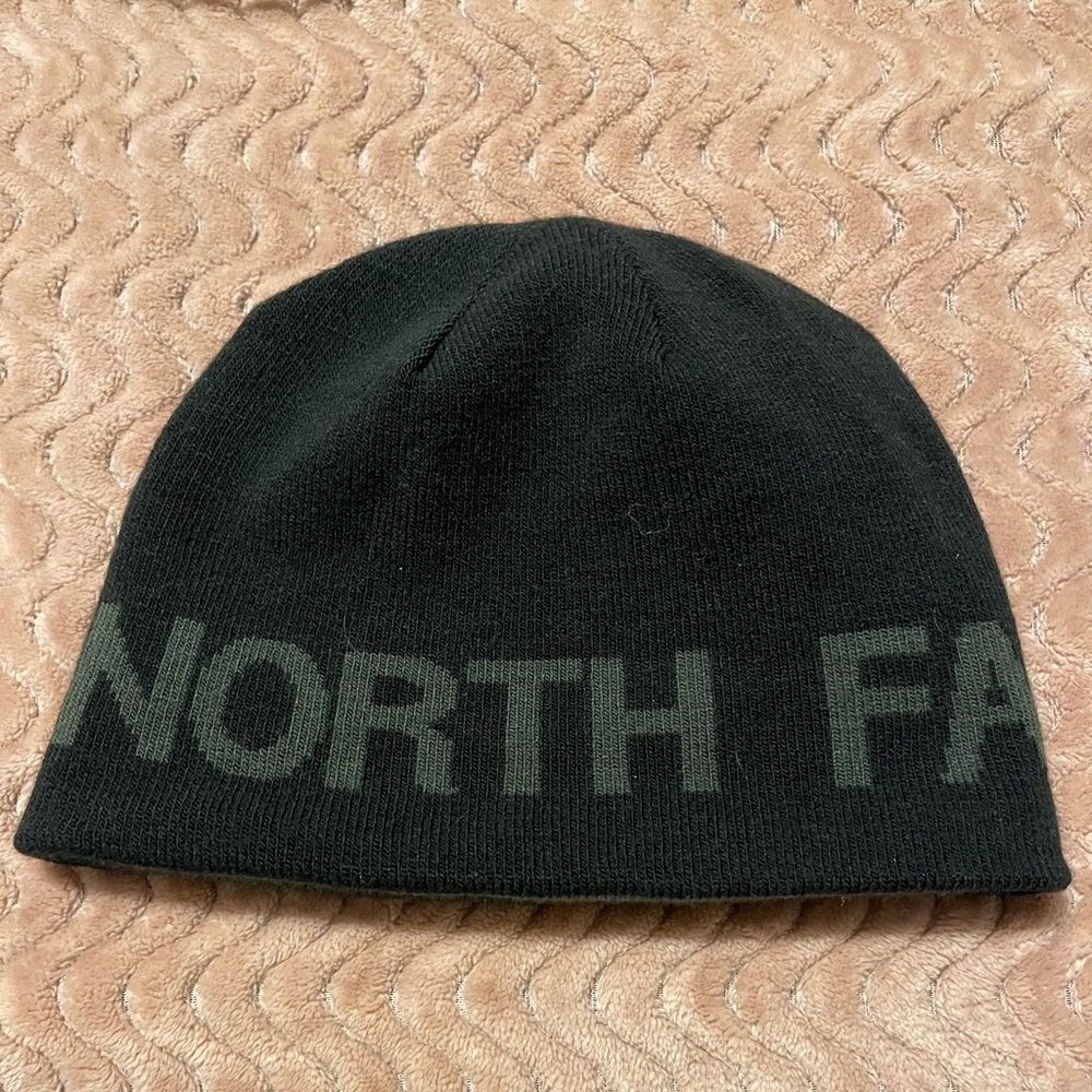 North Face Black/Gray Beanie Reversible